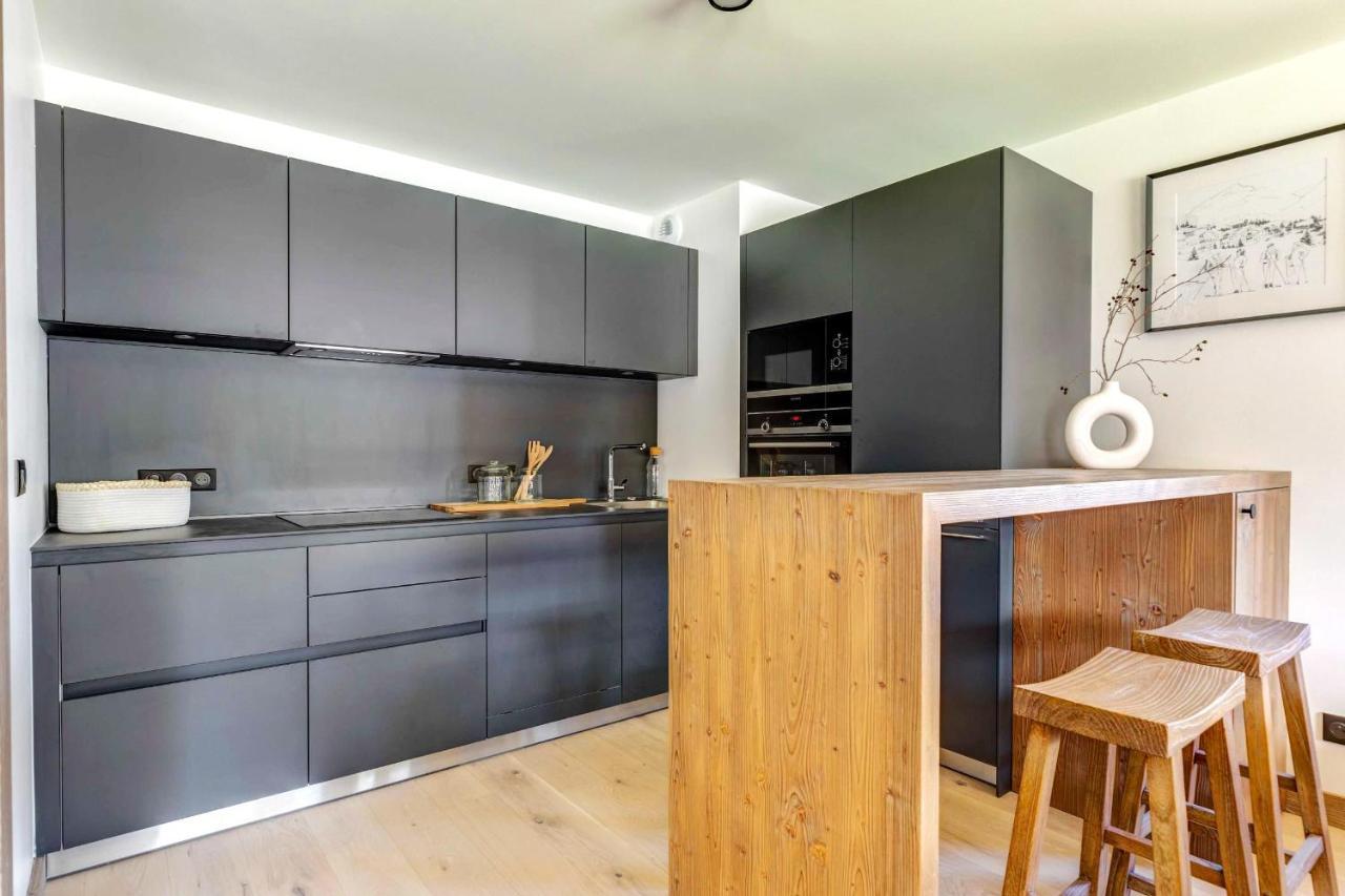 4-Room Apartment With Garden, Gym And Shared Spa Megeve Luaran gambar