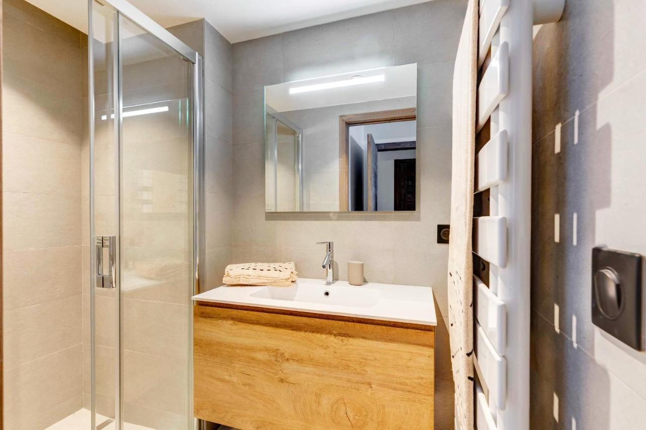 4-Room Apartment With Garden, Gym And Shared Spa Megeve Luaran gambar